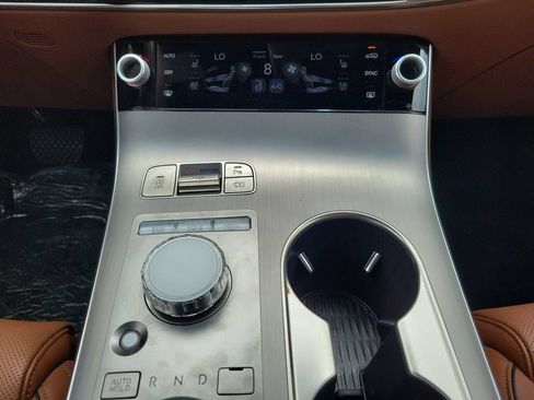 New 2026 Genesis GV70 2.5T Advanced AWD/4WD image 9