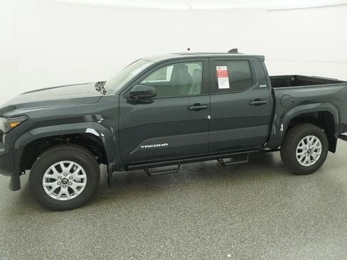 New 2026 Toyota Tacoma SR5 image 2