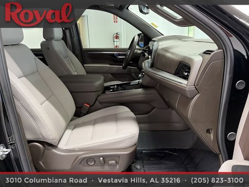 Used 2025 Chevrolet Tahoe Z71 w/ Z71 Off-Road Package image 10