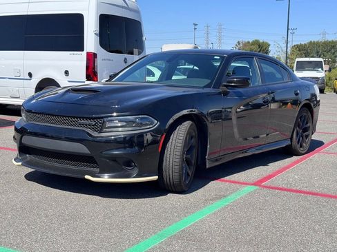 Used 2021 Dodge Charger R/T w/ Blacktop Package RWD image 3