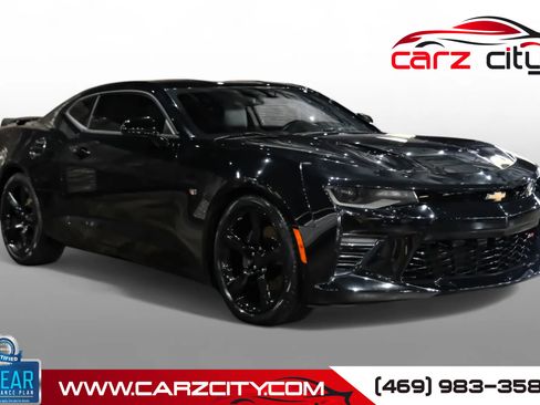 Used 2018 Chevrolet Camaro SS image 1