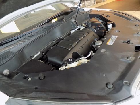 Used 2016 GMC Acadia Denali image 38