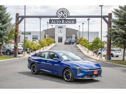 Used 2025 Kia K4 EX FWD image 1