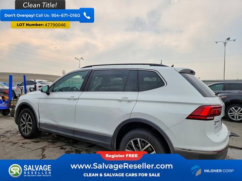 Used 2018 Volkswagen Tiguan SE w/ 3rd Row Seat Package AWD/4WD image 3