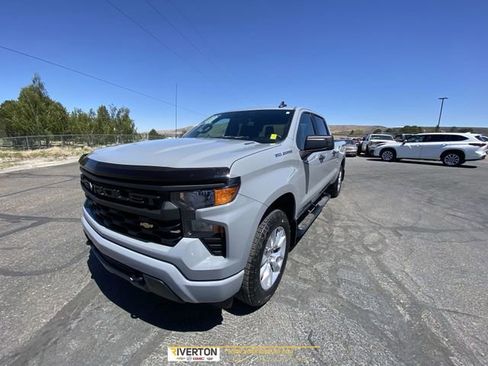 Used 2025 Chevrolet Silverado 1500 Custom AWD/4WD image 1