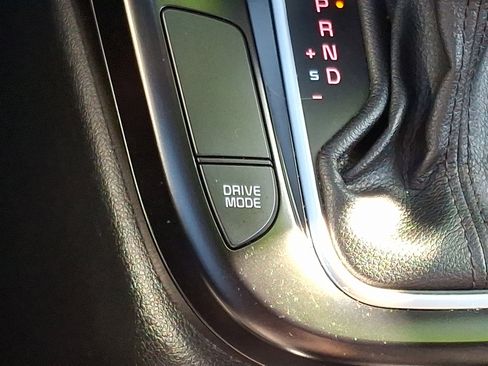 Certified 2020 Kia Soul X-Line image 23