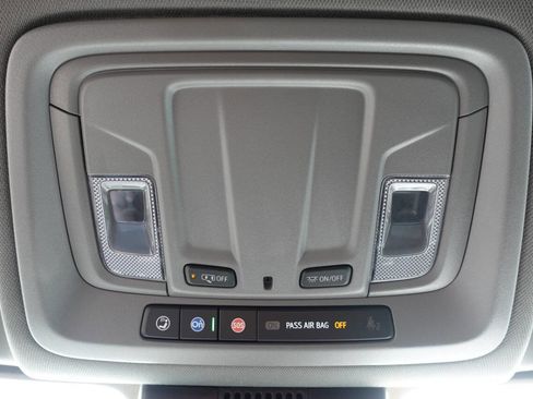 Used 2024 GMC Sierra 1500 Elevation image 46