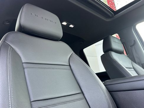 Used 2022 GMC Sierra 2500 Denali w/ Denali Ultimate Package image 19