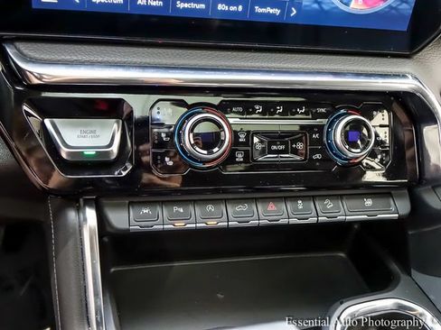 Used 2024 GMC Sierra 1500 Denali w/ Technology Package AWD/4WD image 20