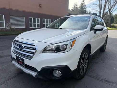 Used 2017 Subaru Outback 3.6R Limited image 1
