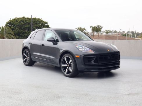 New 2026 Porsche Macan S AWD/4WD image 7