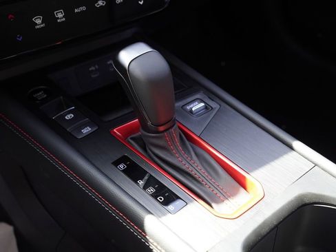 New 2026 Nissan Kicks SR image 14