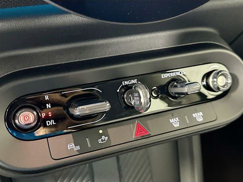 Certified 2025 MINI Cooper S image 15