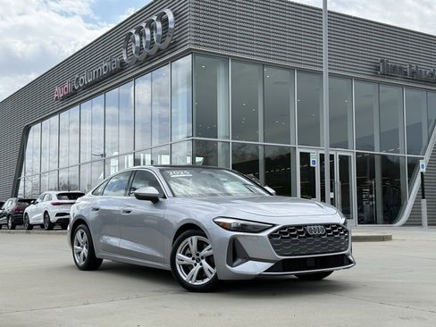 Used 2025 Audi A5 2.0T Premium w/ Convenience Package image 2