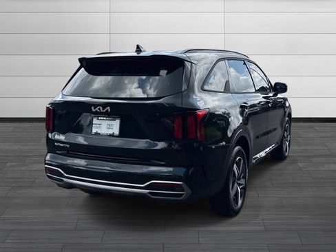 Used 2023 Kia Sorento EX FWD image 5