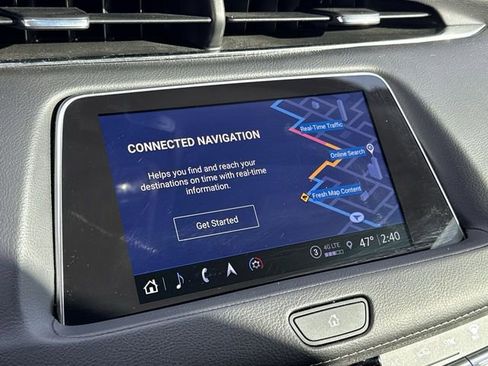 Used 2022 Cadillac XT4 Premium Luxury w/ Enhanced Visibility Package image 17