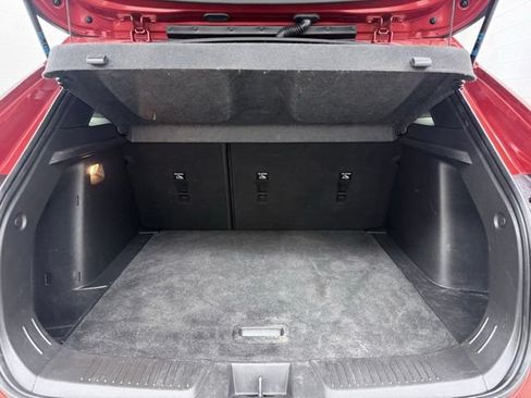 Used 2024 Chevrolet Trax RS w/ Sunroof Package FWD image 15