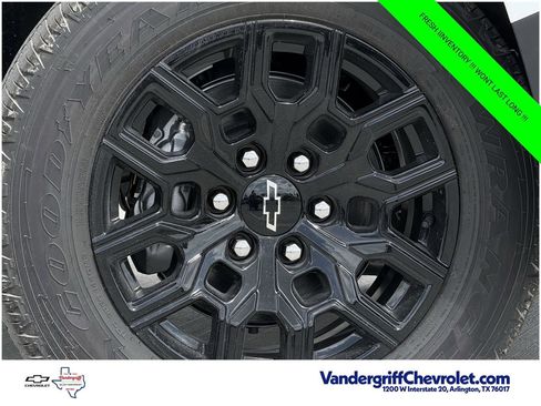 New 2026 Chevrolet Colorado W/T w/ WT Custom Package RWD image 4