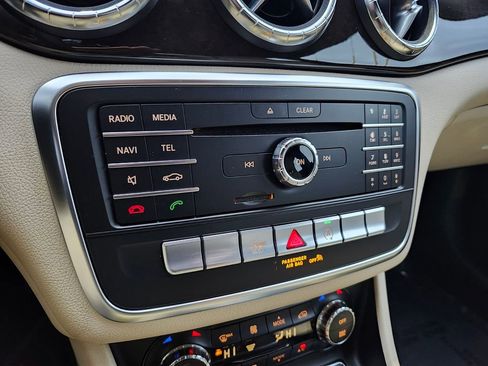 Used 2019 Mercedes-Benz CLA 250 image 21