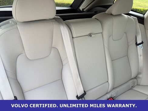 Certified 2023 Volvo XC60 B5 Plus w/ Climate Package image 34