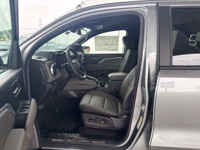 New 2026 Chevrolet Colorado ZR2 AWD/4WD image 13
