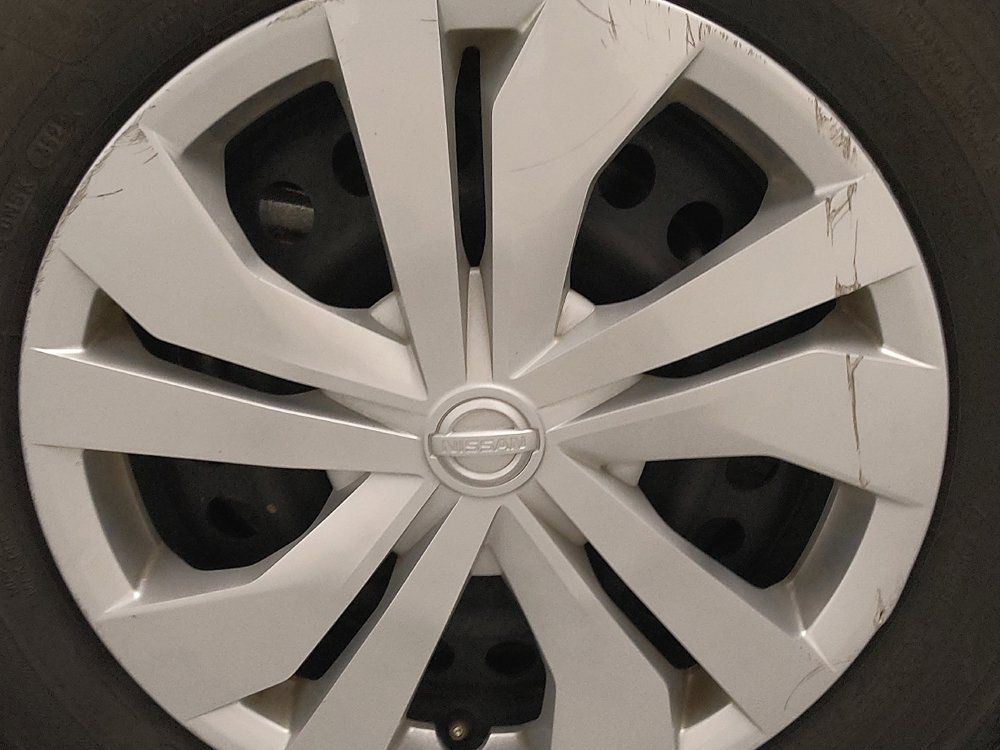Used 2024 Nissan Versa S w/ Trunk Package FWD image 31