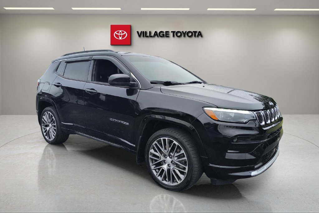 Used 2024 Jeep Compass Limited w/ Elite Group AWD/4WD image 7