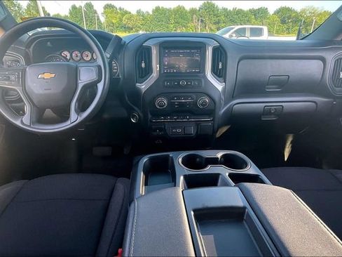 Used 2024 Chevrolet Silverado 1500 Custom AWD/4WD image 8