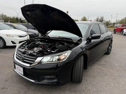 Used 2014 Honda Accord Sport image 13