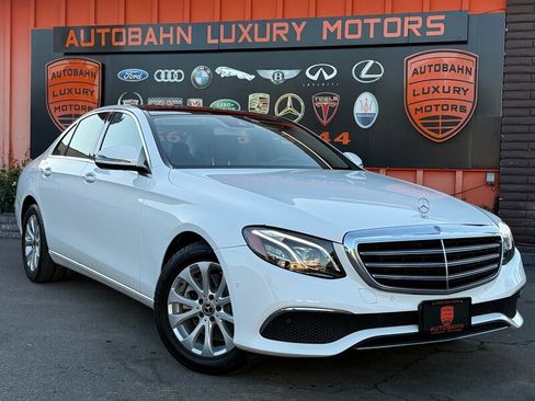 Used 2018 Mercedes-Benz E 300 image 1