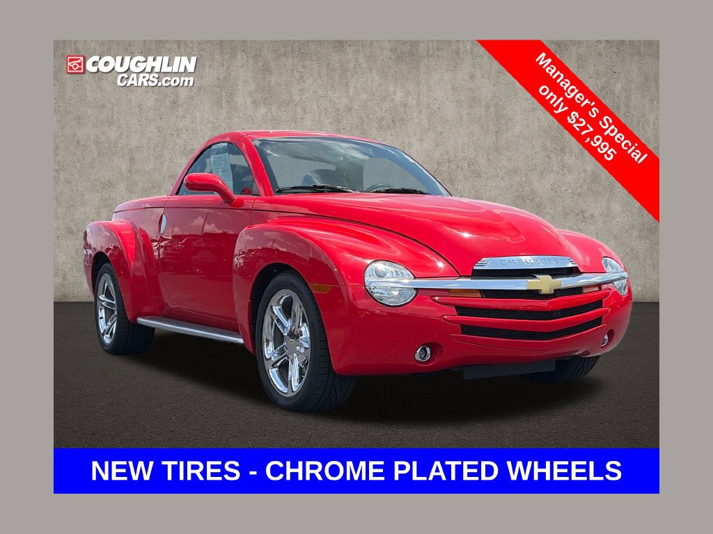 Used 2004 Chevrolet SSR w/ Preferred Equipment Group RWD 360° Tour