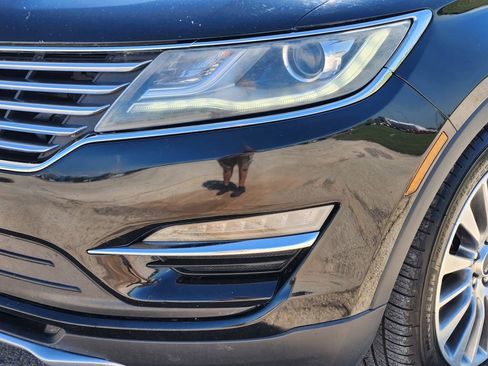 Used 2018 Lincoln MKC Reserve image 9