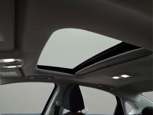 Used 2019 Kia Forte S w/ S Premium Package image 12