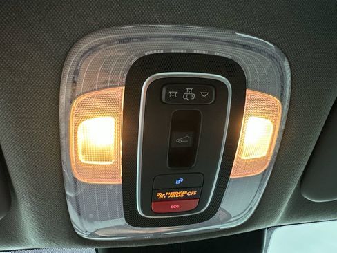 Used 2025 Hyundai Elantra SEL FWD image 30