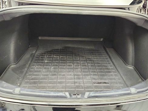 Used 2020 Tesla Model 3 Long Range image 23