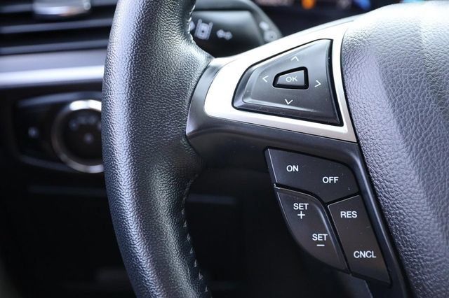 Used 2024 Ford Edge SEL w/ Convenience Package AWD/4WD image 12