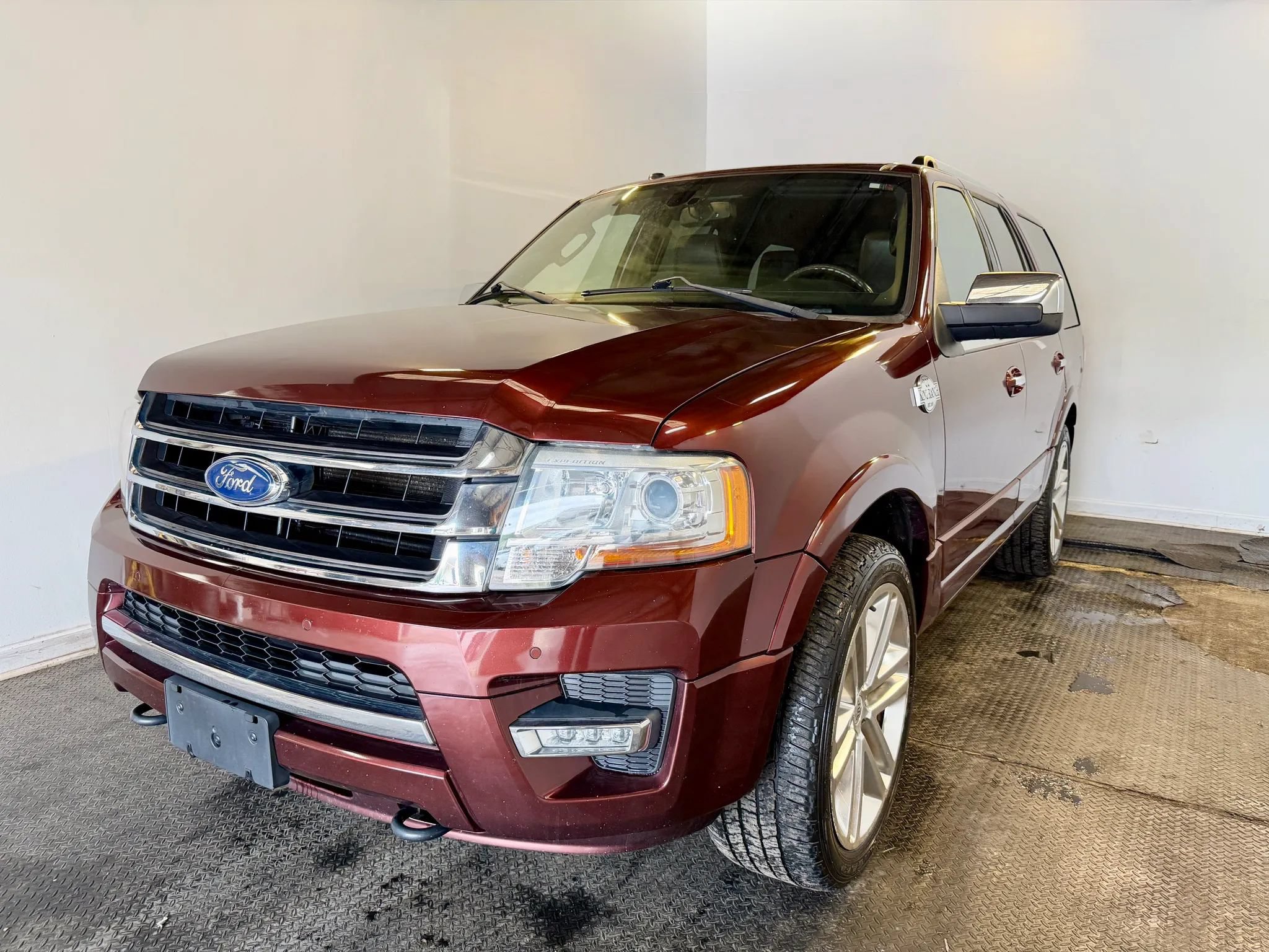 Used 2015 Ford Expedition King Ranch AWD/4WD image 2