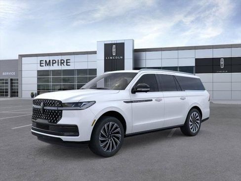 New 2026 Lincoln Navigator L Black Label AWD/4WD image 1