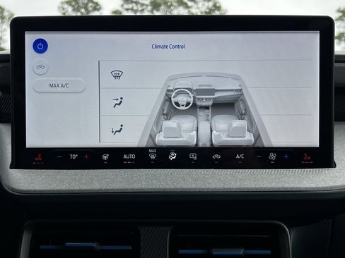 New 2025 Ford Maverick XLT w/ XLT Luxury Package image 29