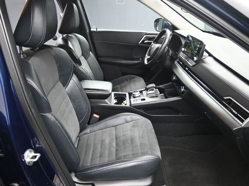 Used 2022 Mitsubishi Outlander SE image 40