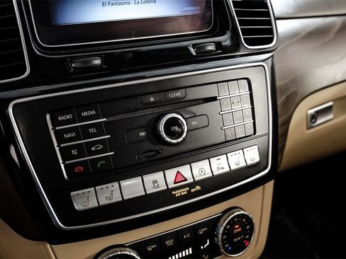 Used 2019 Mercedes-Benz GLS 450 4MATIC w/ Premium 1 Package image 26