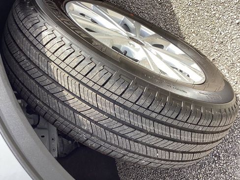 New 2026 Ford Escape Active image 19