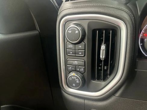 Used 2019 Chevrolet Silverado 1500 LT w/ All-Star Edition AWD/4WD image 25