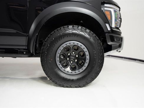 Used 2024 Ford F150 Raptor AWD/4WD image 8