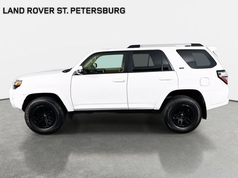 Used 2019 Toyota 4Runner SR5 Premium image 8