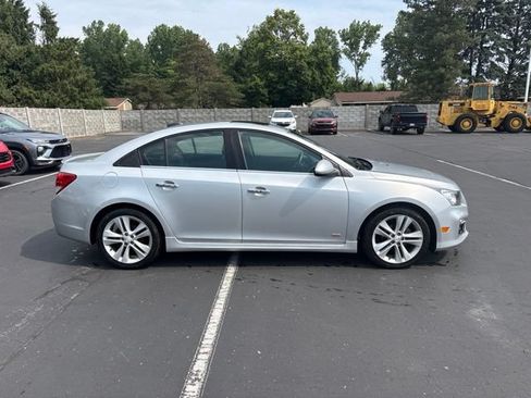Used 2016 Chevrolet Cruze LTZ w/ Sun, Sound and Sport Package FWD image 5