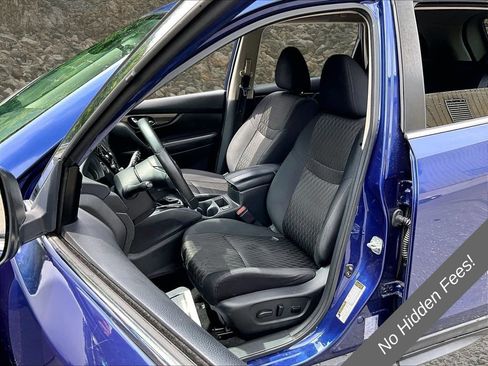 Used 2019 Nissan Rogue SV AWD/4WD image 22