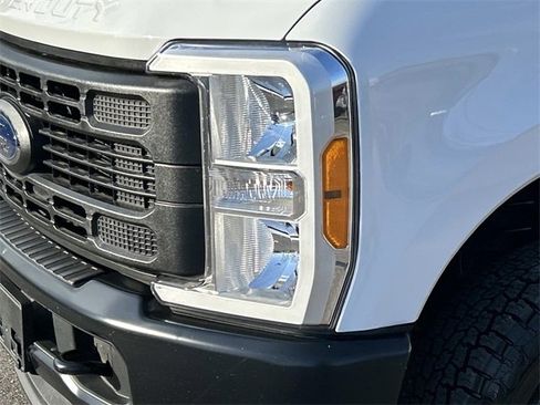 Certified 2023 Ford F250 XL image 9
