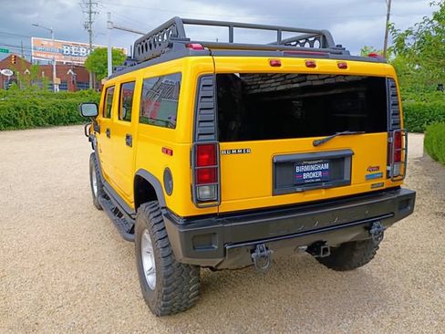 Used 2005 HUMMER H2 w/ Preferred Equipment Group AWD/4WD image 13