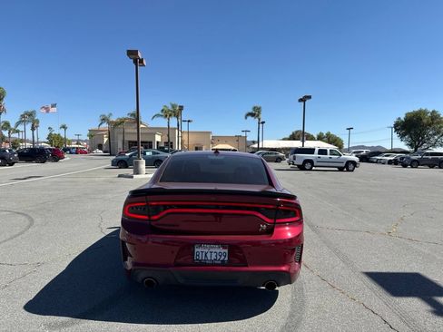 Used 2020 Dodge Charger Scat Pack RWD image 7